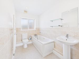 Bathroom - click for photo gallery